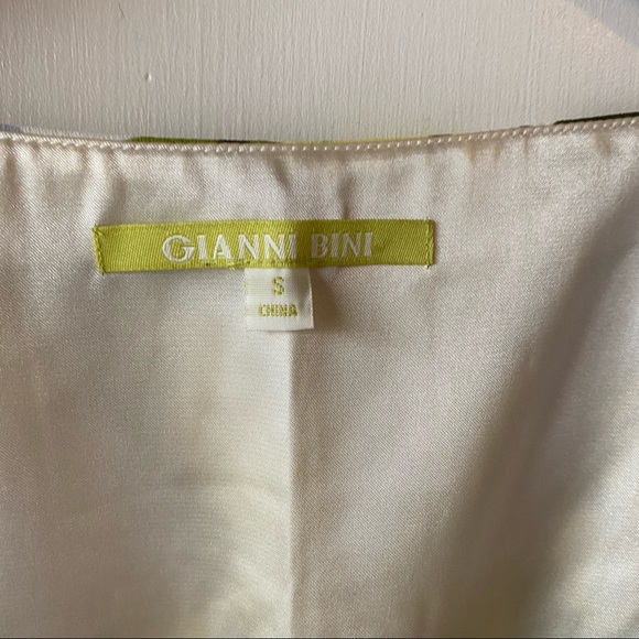 Gianni Bini Floral Patterned Dress Size Small - Picture 5 of 6